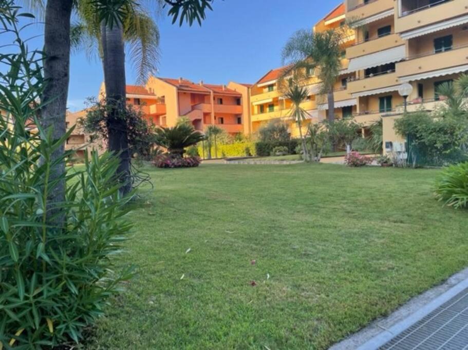 Sanremo Residence Sul Mare Buitenkant foto