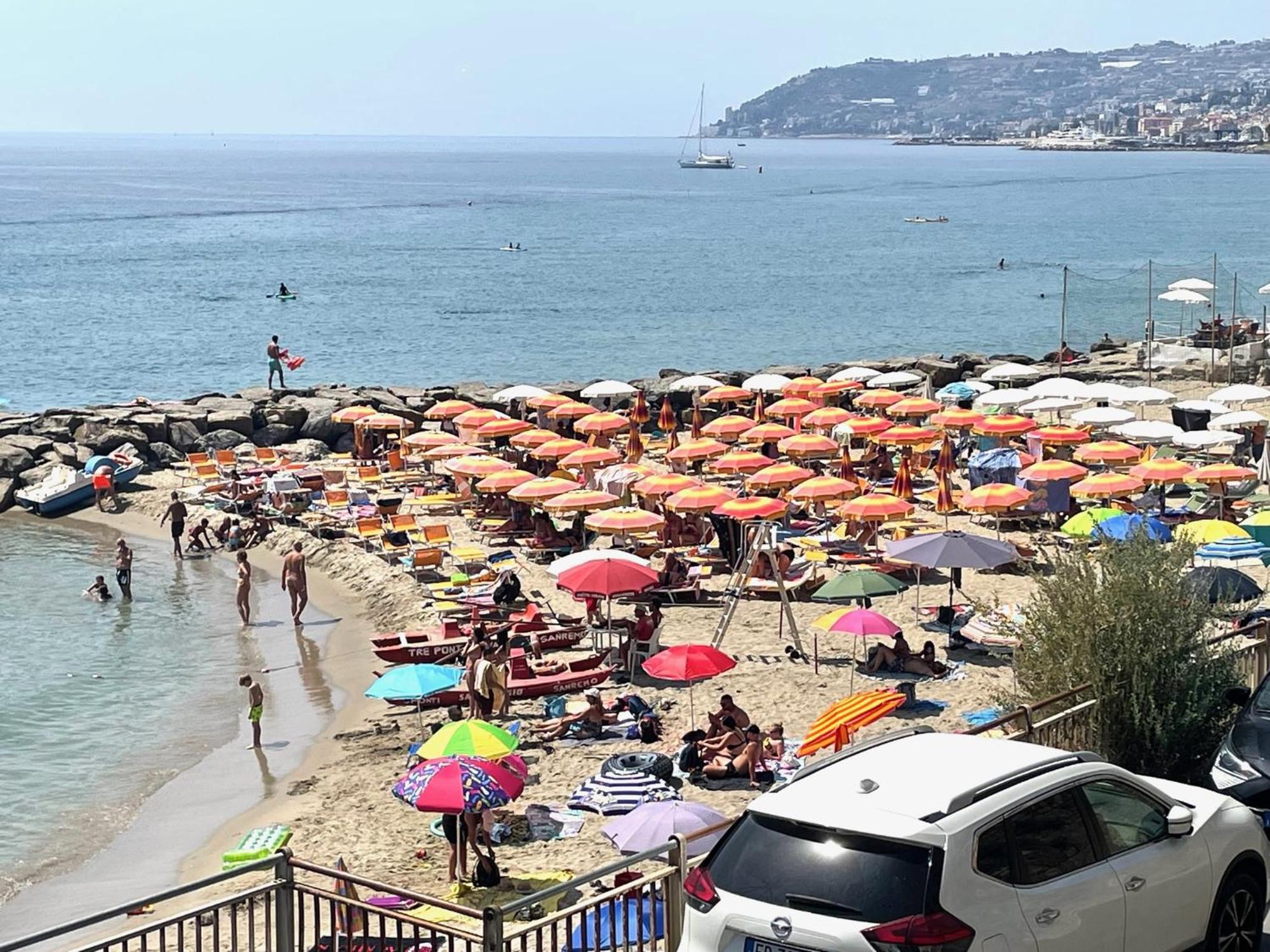 Sanremo Residence Sul Mare Buitenkant foto